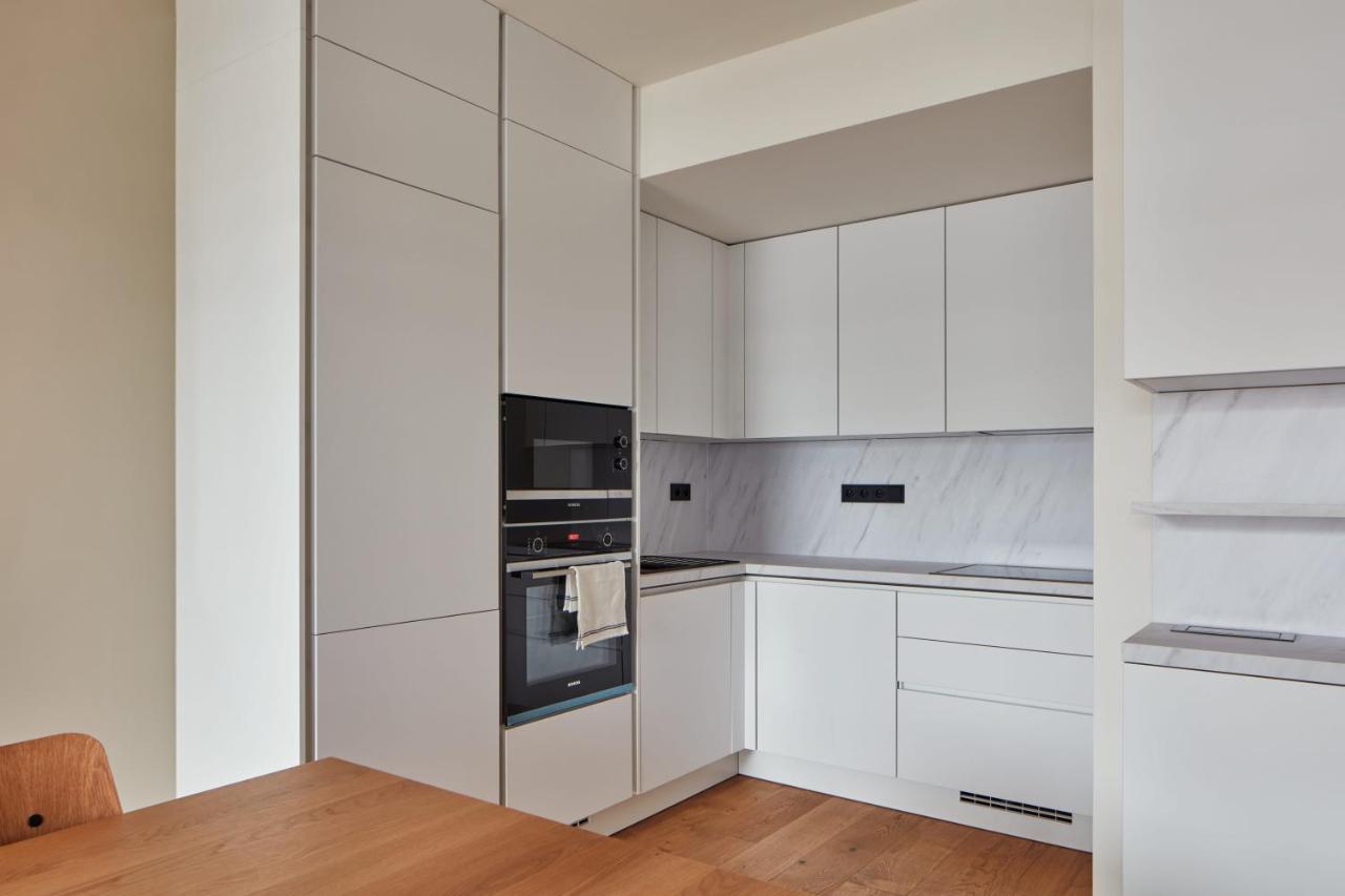 Prague Days - Designer Apts - Garage - Terrace - Easy City Access Exterior photo