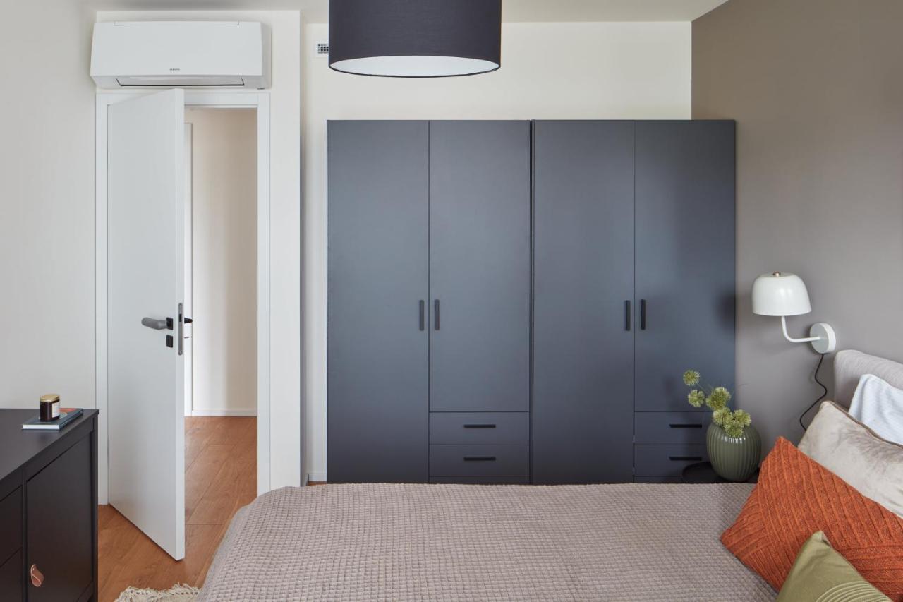 Prague Days - Designer Apts - Garage - Terrace - Easy City Access Exterior photo
